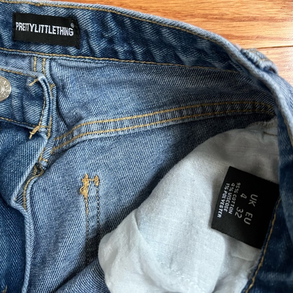 PRETTY LITTLE THING straight leg jeans with slit in sides - Picture 3 of 3